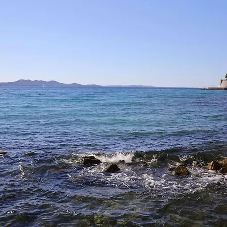 Seafront - Directly At The Apartment *