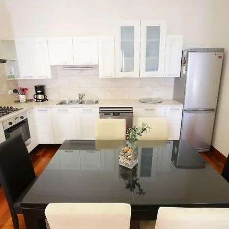 Apartment Seafront - Directly At The *