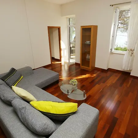 Seafront - Directly At The Zadar